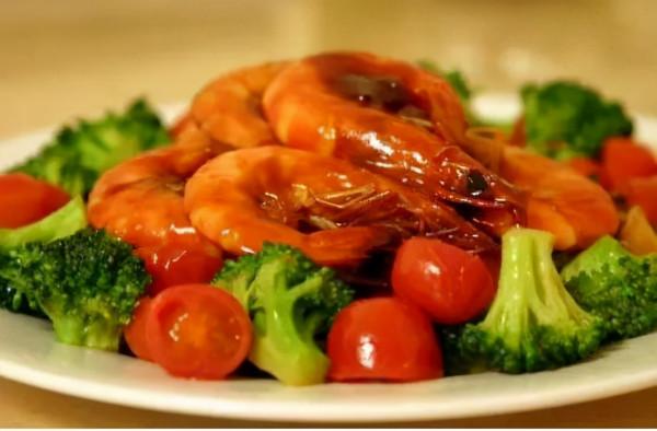 45款佳餚精選，色澤誘人營養豐富，適合做給家人吃