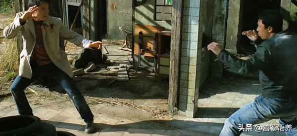 十大經典港片(90年以後出生的可能一部都沒看過) 十大經典港片(90年以後出生的可能一部都沒看過)