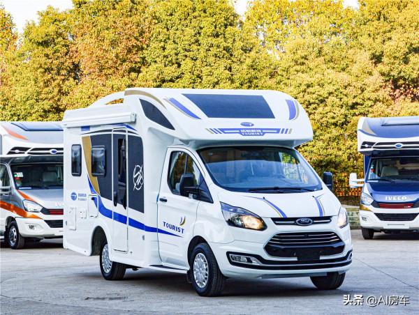 花光積蓄旅行？入不敷出？4座2.0T福特房車拎包即可入住，還省錢