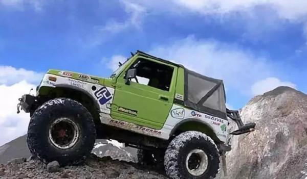 送信兒從未耽誤越野的吉姆尼,53年到底幹了什麼? 送信兒從未耽誤越野的吉姆尼,53年到底幹了什麼?