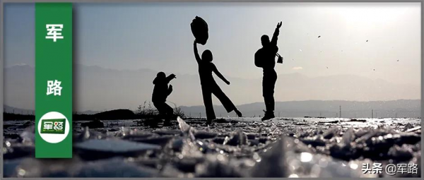 軍人的探親和休假，兩回事