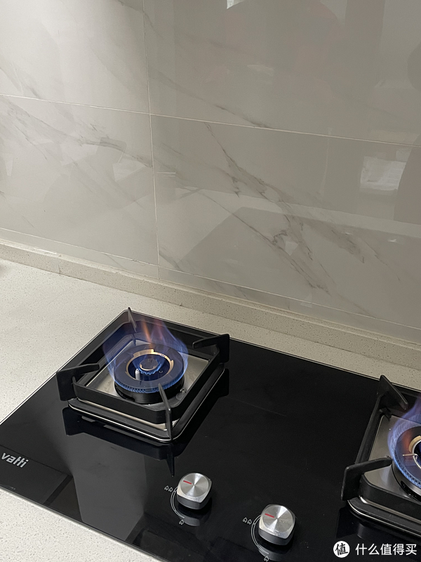 這個雙十一給爸媽添置了新廚電——華帝i11143+i10072B套裝 這個雙十一給爸媽添置了新廚電——華帝i11143+i10072B套裝