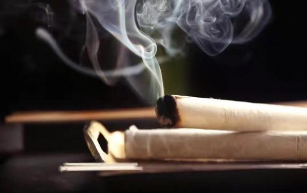 關於灸的常識及保健穴位 關於灸的常識及保健穴位