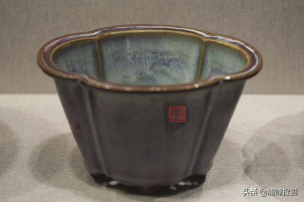 全世界沒幾件的汝、官、哥、鈞稀世珍品，故宮“堆”著放