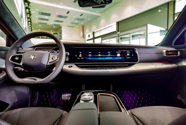 續航最高708公里,華為HI 版零百加速只需3.5秒,實拍極狐阿爾法S 續航最高708公里,華為HI 版零百加速只需3.5秒,實拍極狐阿爾法S