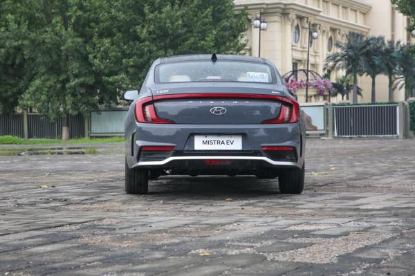 純電家轎的不二之選？試駕：北京現代名圖純電動