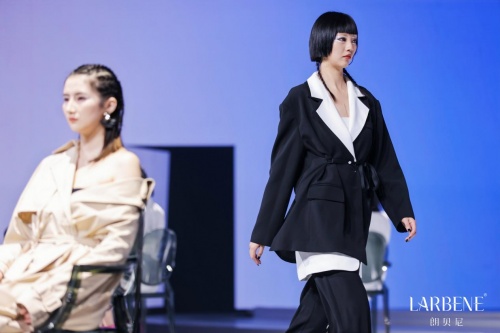 “Renew Plus 煥新+”2022/23AW朗貝尼時尚釋出會完美落幕 “Renew Plus 煥新+”2022/23AW朗貝尼時尚釋出會完美落幕