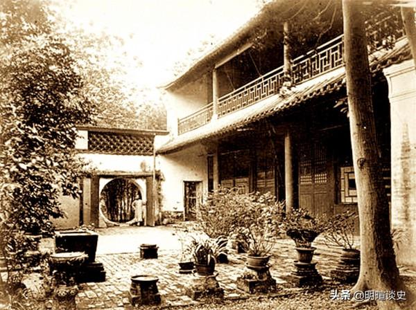 丈夫凌晨出殯，大風吹落棺材，縣令妙計破案，揭穿五條命案之謎