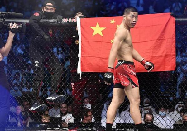 UFC技術迭代：奇馬耶夫打法太無解！李景亮下一步該怎麼辦？