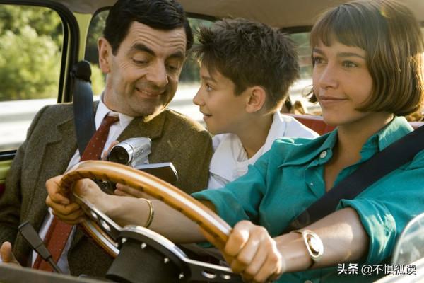 《憨豆的黃金週》：從頭笑到尾，喜劇大師羅溫·艾金森的經典之作