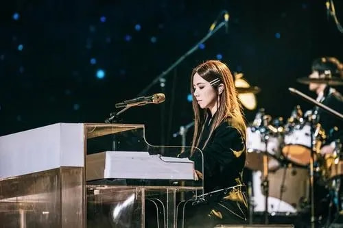 5位“髮型被嘲”的明星，鄧紫棋酷似“小混混”，陳冠希盡顯油膩