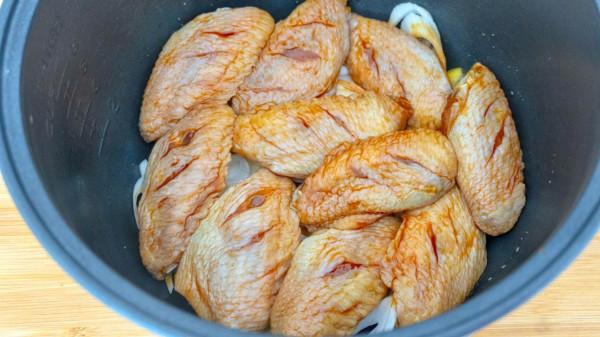 天冷了,推薦8道特色乾鍋菜,有葷有素,款款都好吃,附配方醬汁 天冷了,推薦8道特色乾鍋菜,有葷有素,款款都好吃,附配方醬汁