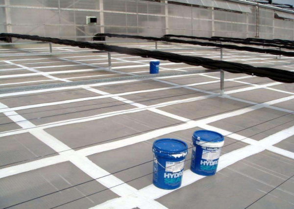 教你一個樓頂漏水維修的小方法，樓頂漏水用什麼材料好