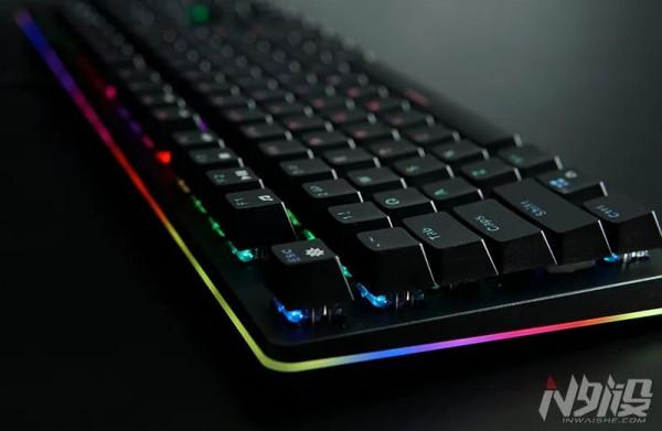 360°幻彩燈帶 雷柏V800RGB機械鍵盤體驗 360°幻彩燈帶 雷柏V800RGB機械鍵盤體驗