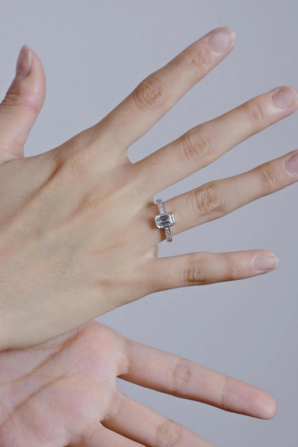 哇塞！這個戒指也太美了吧，blingbling ✨太閃了