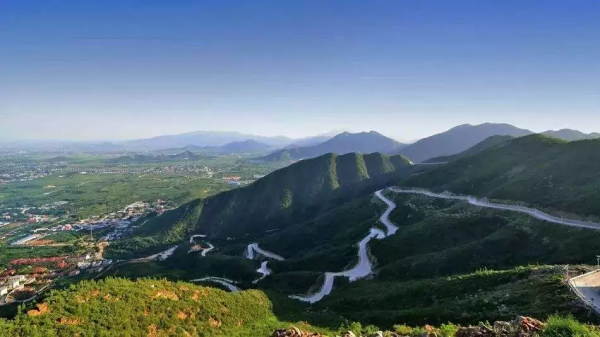 北京周邊這十條自駕路線，一年四季都可以去