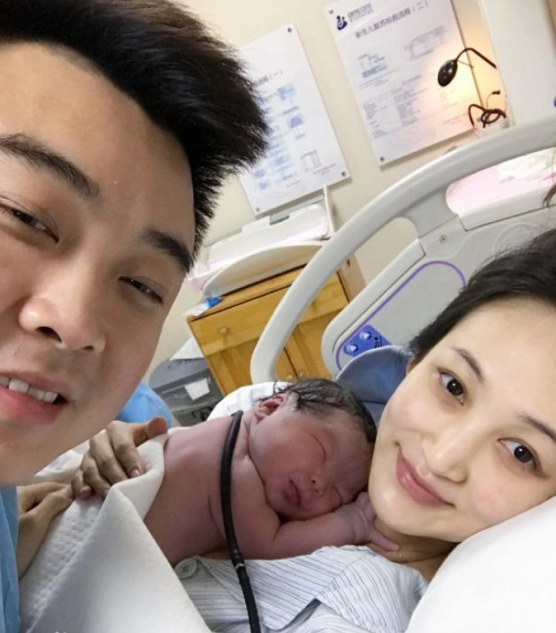 “乒乓冠軍”王皓：30歲娶美妻，32歲面臨婚姻危機，他如何化解？