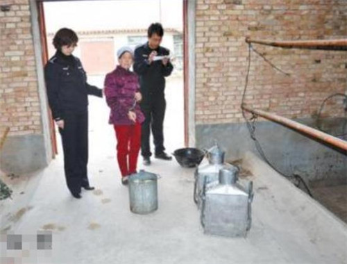 ​一樁因嫉妒生意好引發的悲劇，甘肅平涼“4.7特大投毒案”紀實