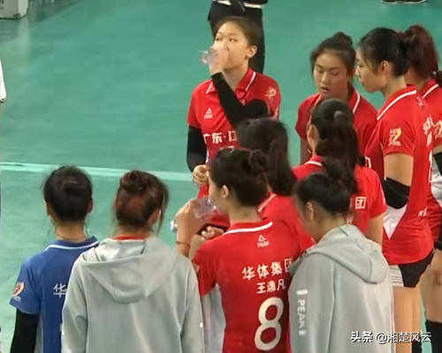 爆大冷!河南女排3-1戰勝廣東隊,兩員大將合砍53分,為球隊建功 爆大冷!河南女排3-1戰勝廣東隊,兩員大將合砍53分,為球隊建功