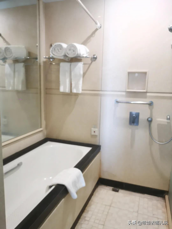 元旦住499元酒店，玩清淨無人的兒童樂園，真香