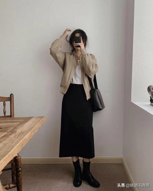 扔掉馬丁靴吧!今年“奶奶靴”火了,優雅高階,40+女人穿真美 扔掉馬丁靴吧!今年“奶奶靴”火了,優雅高階,40+女人穿真美