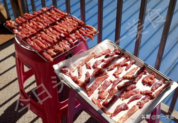 買年貨時，別總買花生瓜子，推薦自制4道小零食，全家老少都喜歡