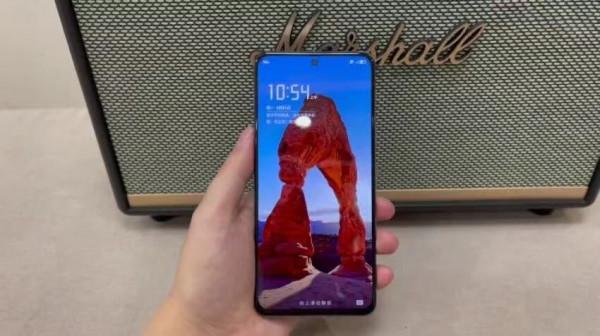 從3299元跌至2299元，驍龍888+144Hz+立體散熱+6400萬主攝