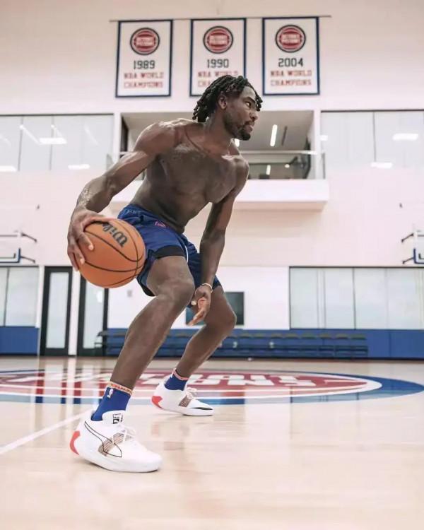 逆襲！15分21板神塔力壓勇士榜眼，臂展2米25，或成下個本華萊士