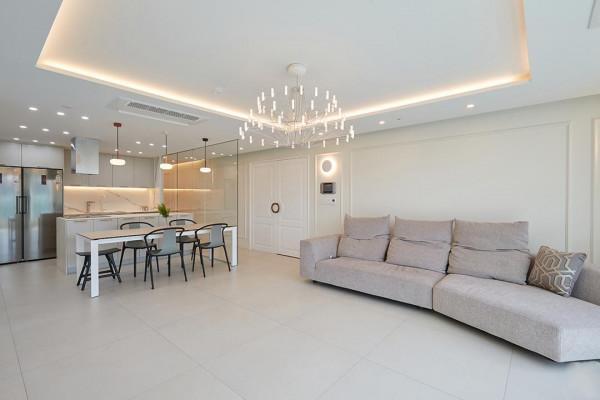 180㎡少買軟裝，看起來“家徒四壁”的韓式裝修，實際上明亮不俗