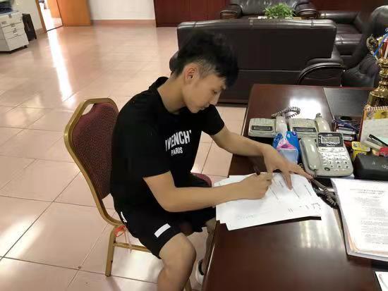 徐傑的故事：杜鋒的得意弟子，窮孩子的大夢想，00後小個子超勵志