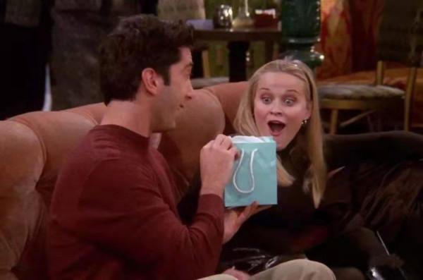 情人節：送禮不規範，分手兩行淚