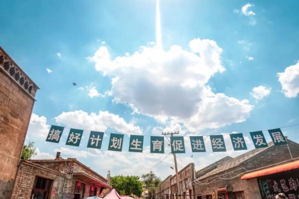 駕駛長安UNI-K 從榆林啟程一路北上鄂爾多斯 觀茫茫大漠 駕駛長安UNI-K 從榆林啟程一路北上鄂爾多斯 觀茫茫大漠