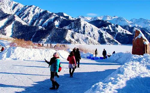 「結程十點資訊」新疆形成“2+N”冰雪旅遊產業發展新格局 「結程十點資訊」新疆形成“2+N”冰雪旅遊產業發展新格局