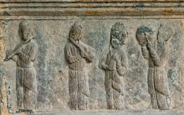 四川挖出千年大墓，墓中有青樓女子壁畫，專家：可能是宋徽宗建造