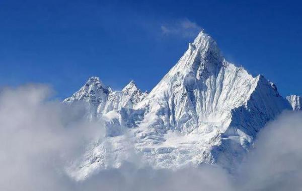 神奇的大自然之絕美山峰！世界最美十大山峰