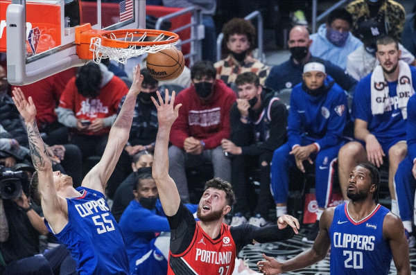 被泰倫盧用活了？3搶斷+9板，命中率81.8%！再這樣打，大合同有了