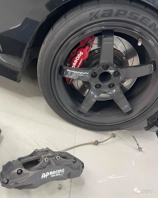 愛上跑賽道的黑武士寶馬3系，全力衝刺後才知道怎麼改車