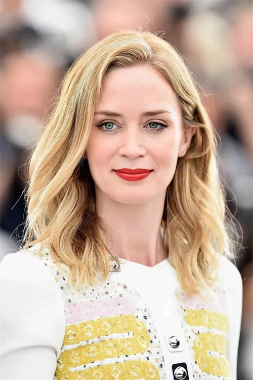 真人對比：妝容好看的的訣竅，一定不能脫離主色調