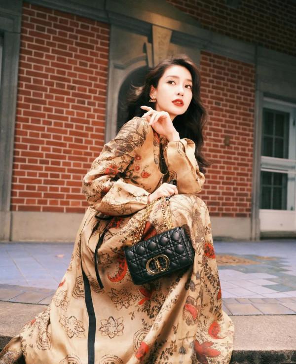 中國娛樂圈美女排行榜|超高畫質桌布大全,迪麗熱巴真的美絕了 中國娛樂圈美女排行榜|超高畫質桌布大全,迪麗熱巴真的美絕了