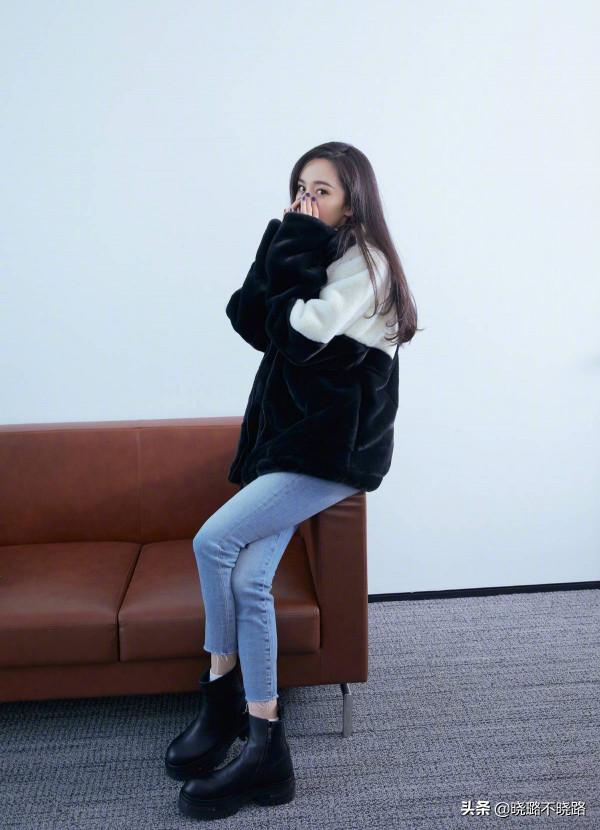 “呢大衣+短靴”,才是40歲女人秋冬該有的打扮,時髦優雅又高階 “呢大衣+短靴”,才是40歲女人秋冬該有的打扮,時髦優雅又高階