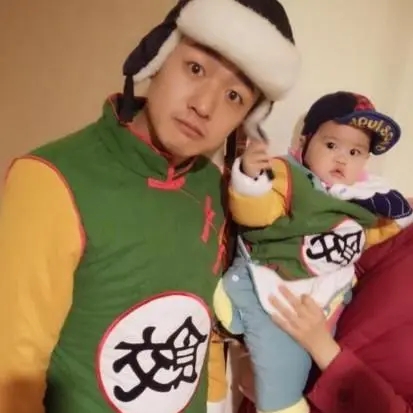 這八位明星爸爸的基因才是真正的強大，孩子肯定沒抱錯