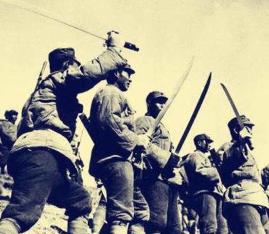 臨沂保衛戰，鬼子用120多輛汽車拉屍體，900多具就地掩埋