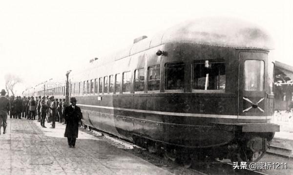 哈爾濱火車站，百張歷史老照片，四代站舍更替，你不一定見過