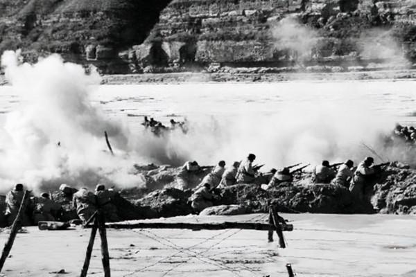 劉志丹犧牲9年後兇手被俘，兩年後為何將其釋放？事後才知真高明