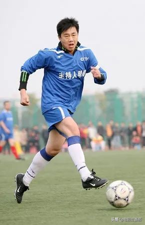 這些年離世的央視主播，兩名出意外，5位患癌逝世，最年輕僅33歲