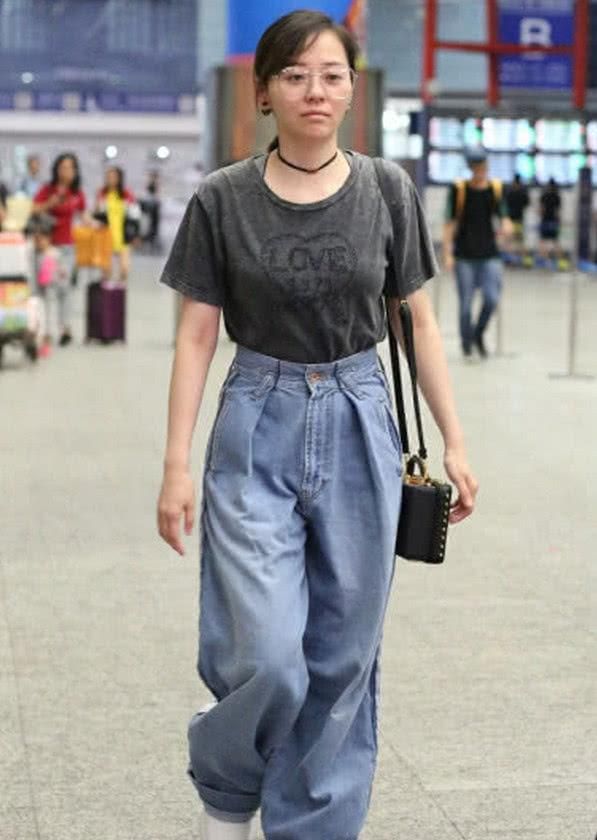 張靚穎大媽變少女？化妝前後，到底經歷了什麼