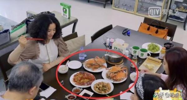 五朵“自毀前程”的95後小花，各有各的“作法”