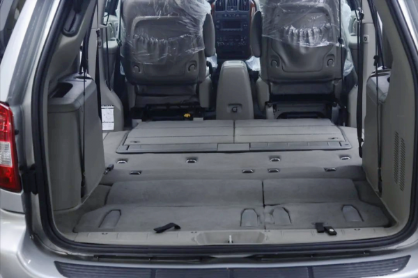 怪獸修車：翻新一輛“殘破不堪”08年大捷龍，最終滿血復活變新車