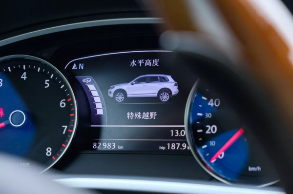 「阿站長開車」二手大眾途銳：低調但有腔調