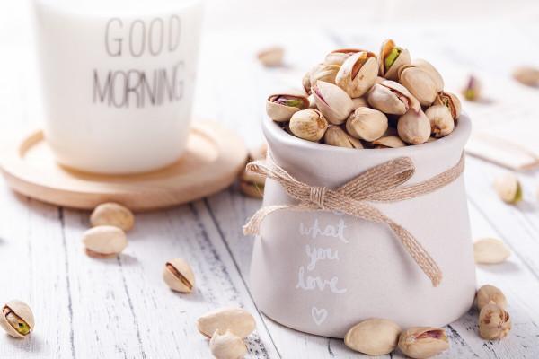 過年買乾果,無論有錢沒錢,6樣乾果要買些,寓意新年幸福美滿 過年買乾果,無論有錢沒錢,6樣乾果要買些,寓意新年幸福美滿